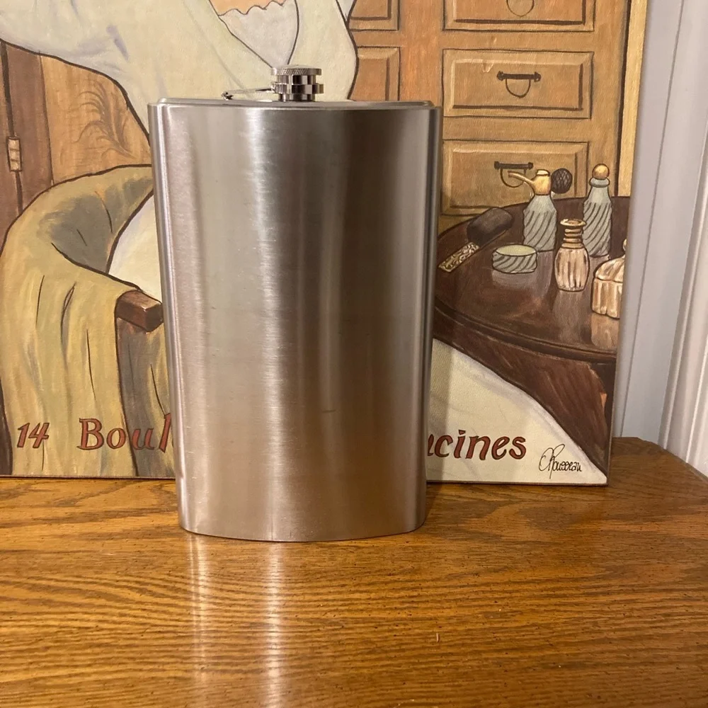 Flask Stainless Steel Oversized 64 oz NIB - Picture 4 of 5
